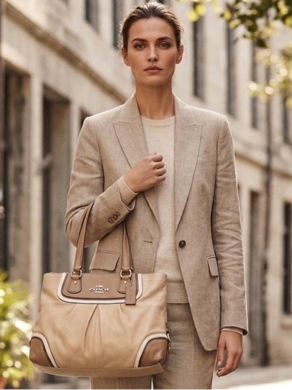 Coach Ashley Spectator Leather Shoulder Bag - Picture 1 of 16